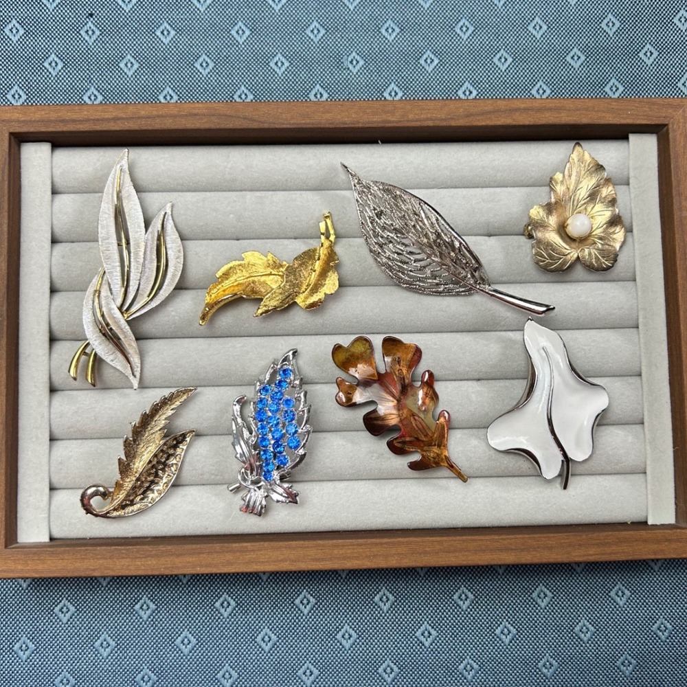 Leaf Brooch Lot Signed JJ Sarah Coventry Judy Lee Enamel Rhinestone 8pc Vintage